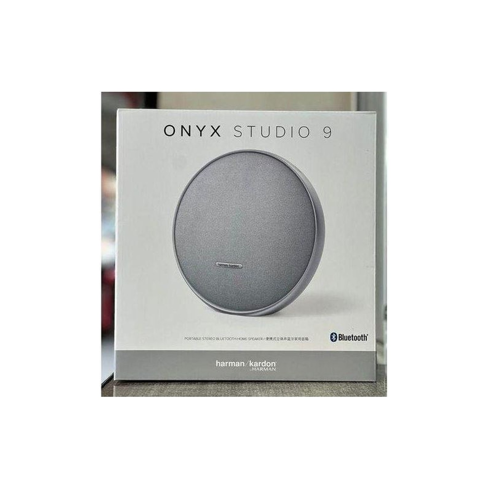 Harman Kardon Onyx Studio 9 view 4